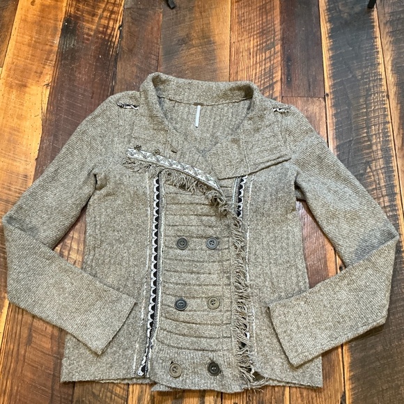 Free People Cuddle Bear Admiral Cardigan Sweater Women’s Size Small in Taupe - Picture 2 of 13